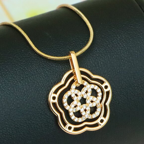 "Rose Gold Floral Geometric Pendant with Sparkling Stone Accents, XPPT1202 - Picture 1 of 13